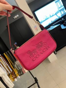 Coach Nolita 19