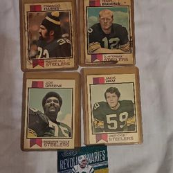 Football Cards 220ct