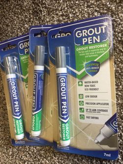 Grey grout pen