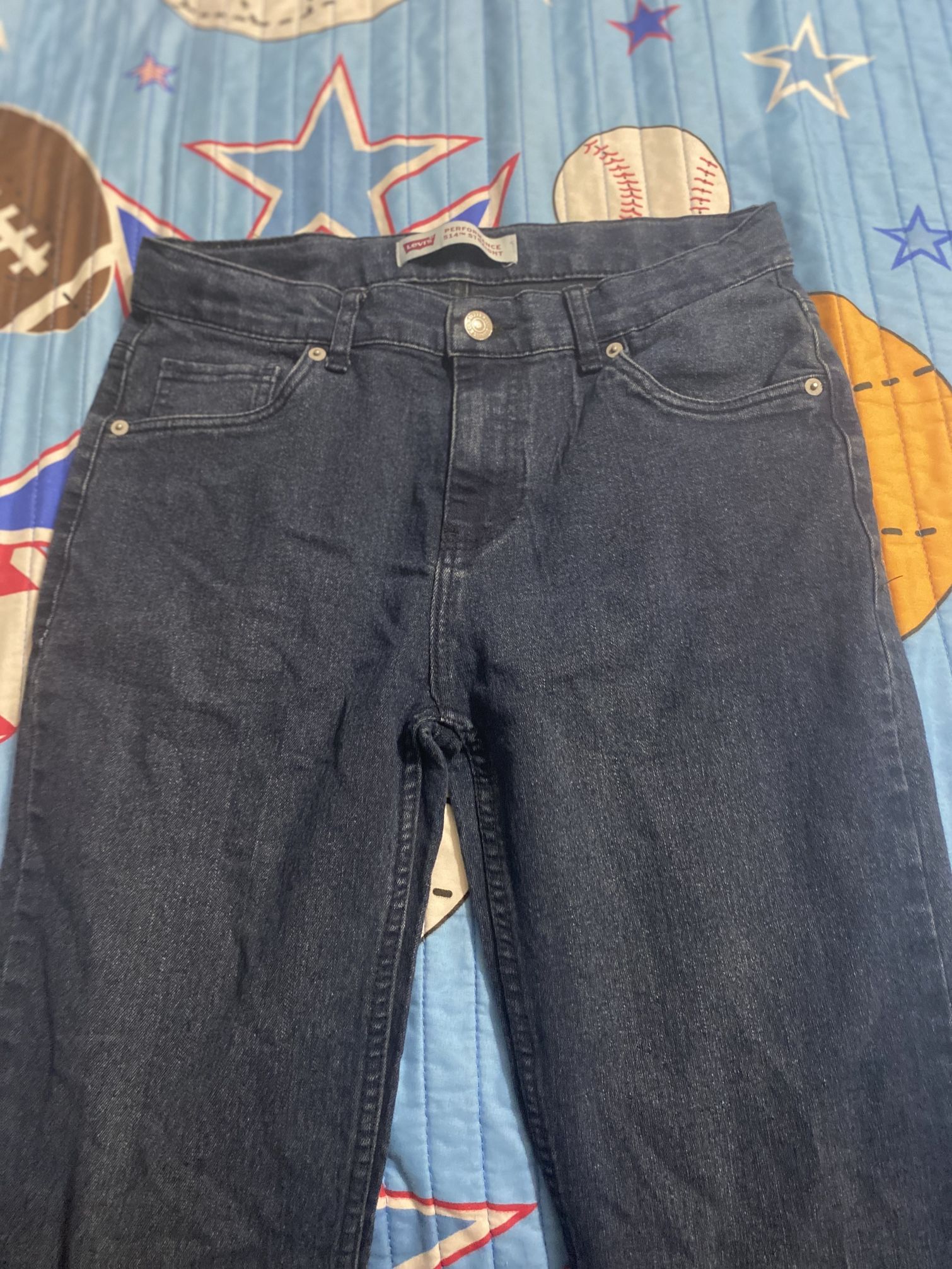 Dark Blue levi’s jeans