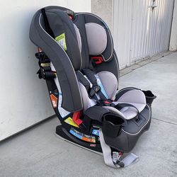 (New in box) $145 Graco (Slimfit 3-in-1) Car Seat, Slim & Comfy Design, for child 5 to 100lbs, Redmond 