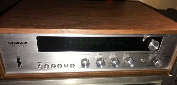 Vintage Stereo Receiver - Sylvania CR-2740 - Great Warm Sound