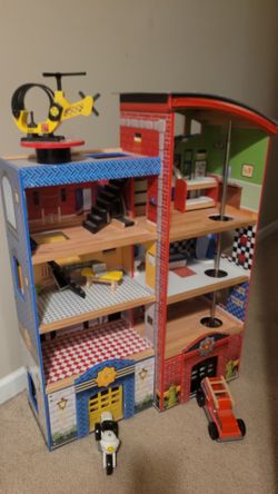 Kidkraft Police and fire playhouse