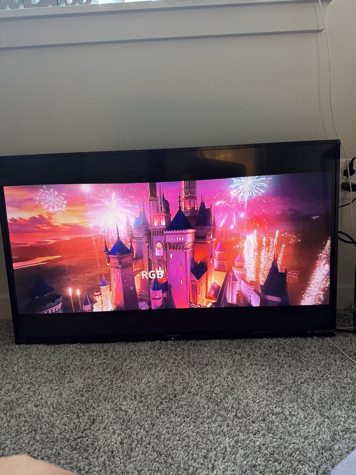43 In Sharp Tv