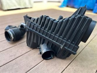 ENGINE AIR INTAKE CLEANER - CHEVROLET BLAZER