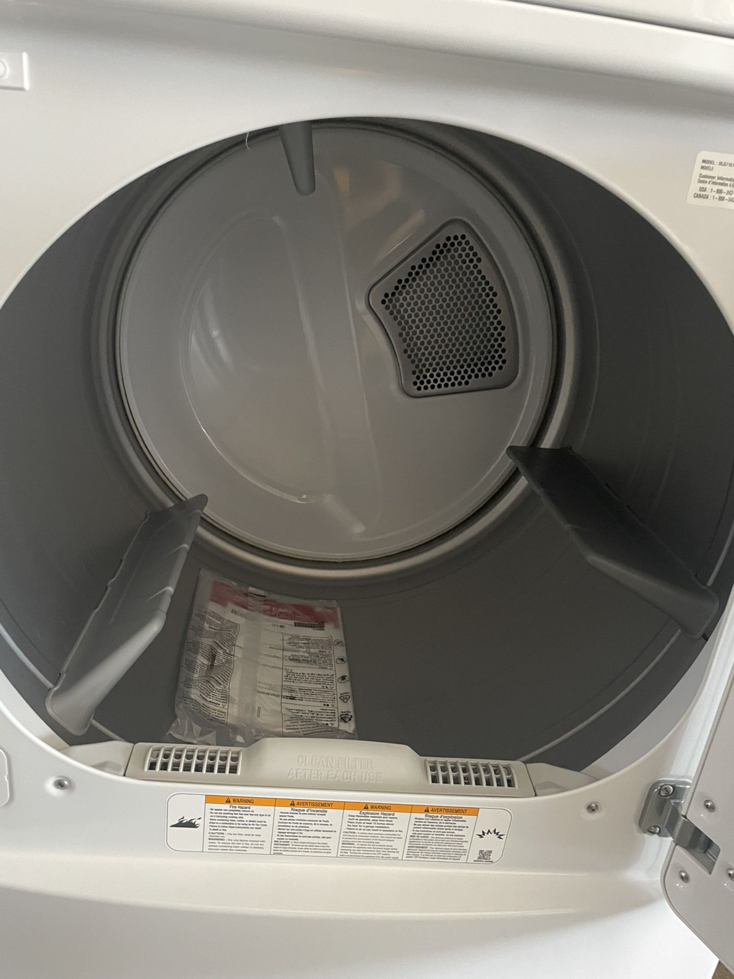 New LG Gas Dryer 7.3 Cubic Feet 