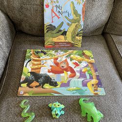 Jungle puzzle, toy figures and book toy bundle