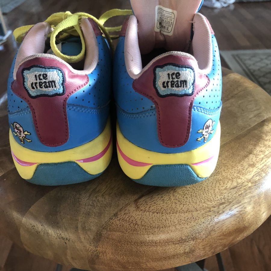 Reebox Ice cream shoe Pharrell size 5