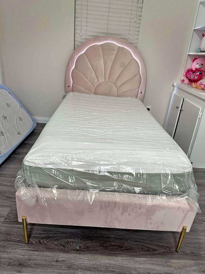 Girl Bed
