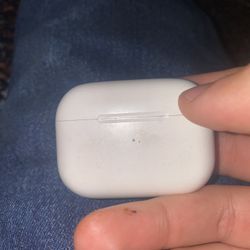AirPod Pros Charging Case