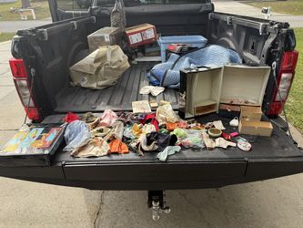 1960’s BARBIE CLOTHES AND CASES ONE OWNER