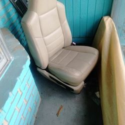 Seats  ,F350, Power Seats,2009 