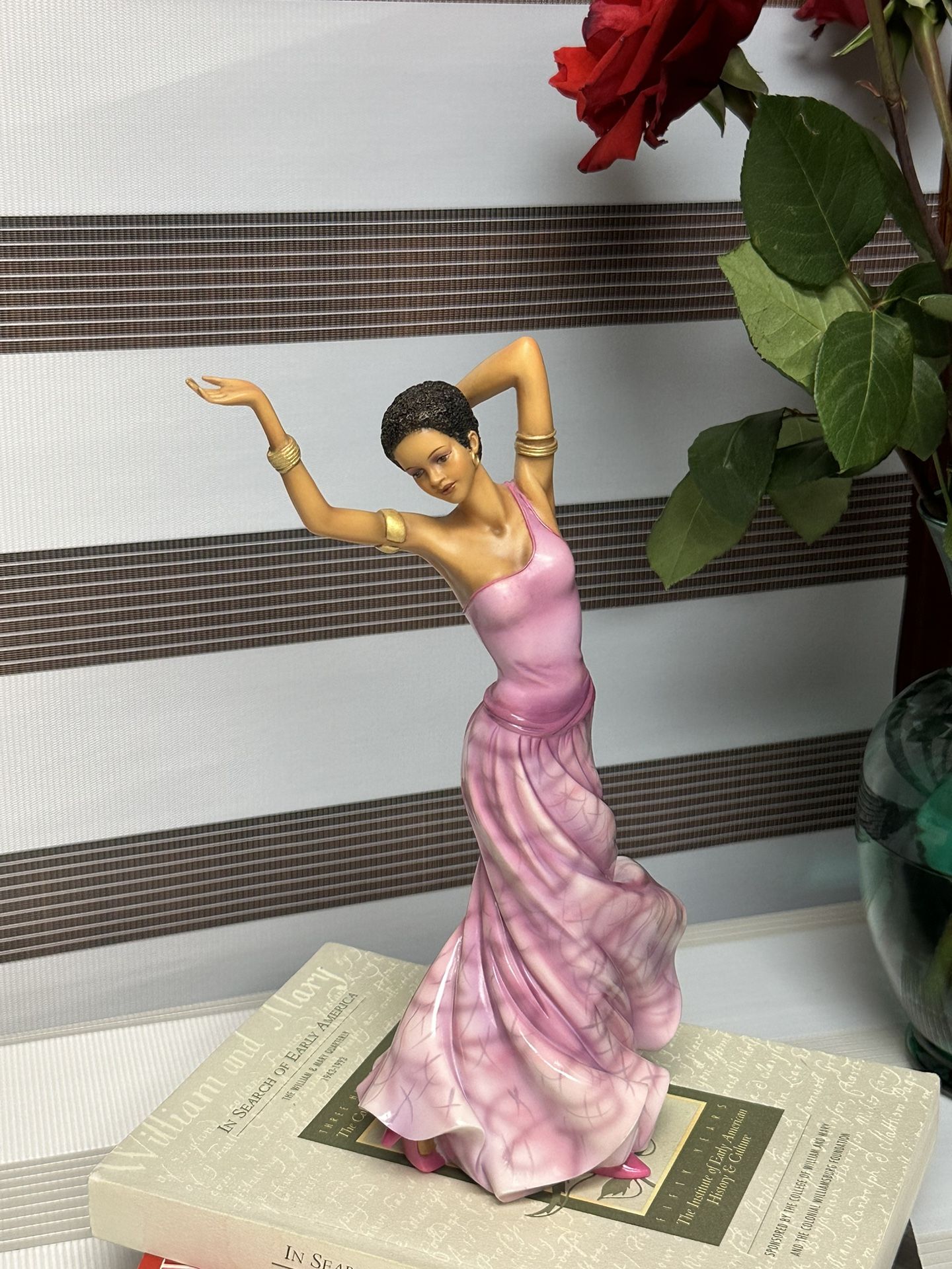 Home interiors and gifts Porcelain Statue - Regina