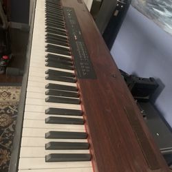 Yamaha Keyboard 