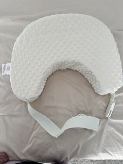 Munchkin Infant Nursing Pillow