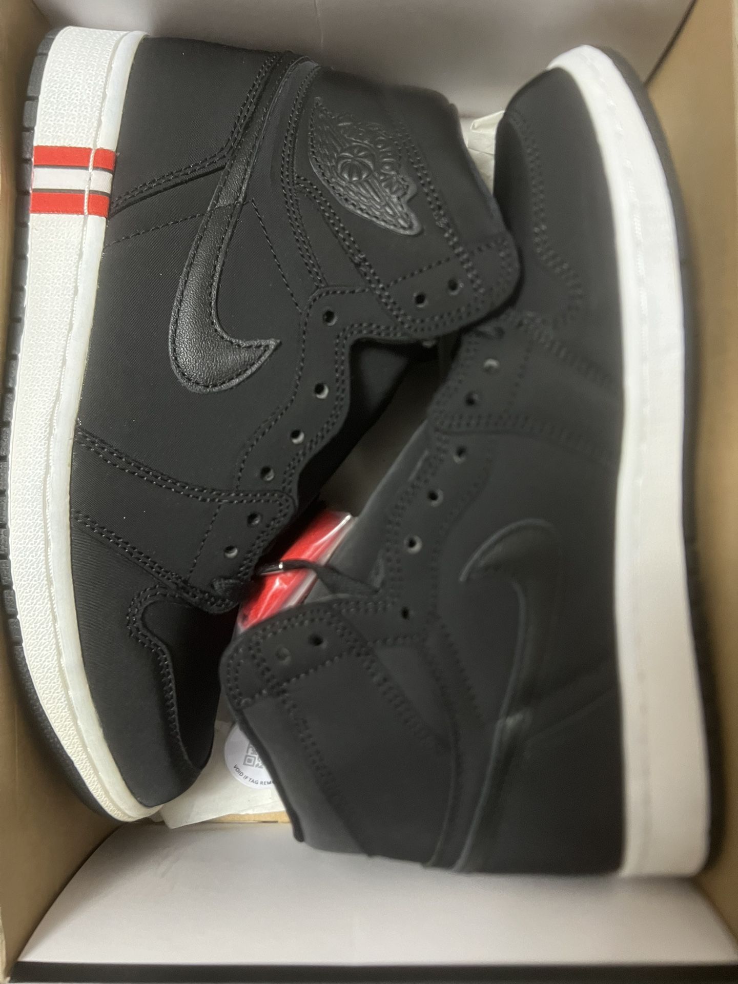 DS NEW JORDAN 1 PARIS PSG SIZE 9