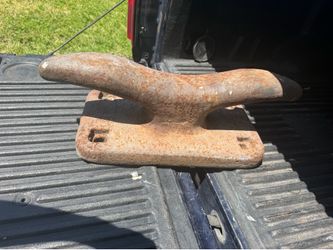 Cast Iron dock cleat 60-70 LBS