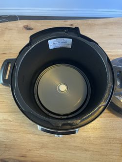 Instant Pot Ultra 60, 10-in-1 Pressure Cooker for Sale in Santa Monica, CA  - OfferUp