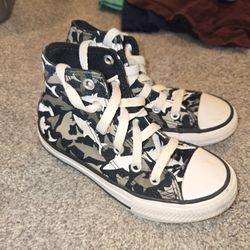 Boys Converse Size 11