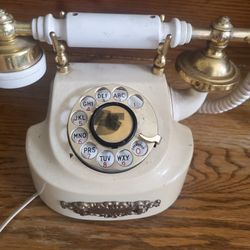 Vintage Princess rotary phone