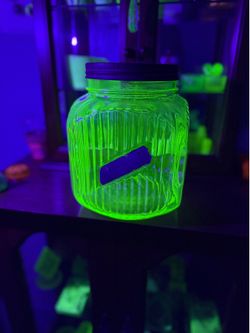 Uranium cookie jar