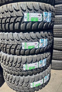 35x12.50R17LT Crosswind M/T Set New Tires