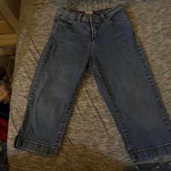 Levis Vintage Women's Cropped Denim Jeans