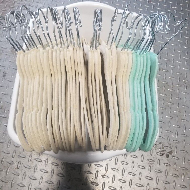 Set Of 40 VELVET Kids Hangers 14"