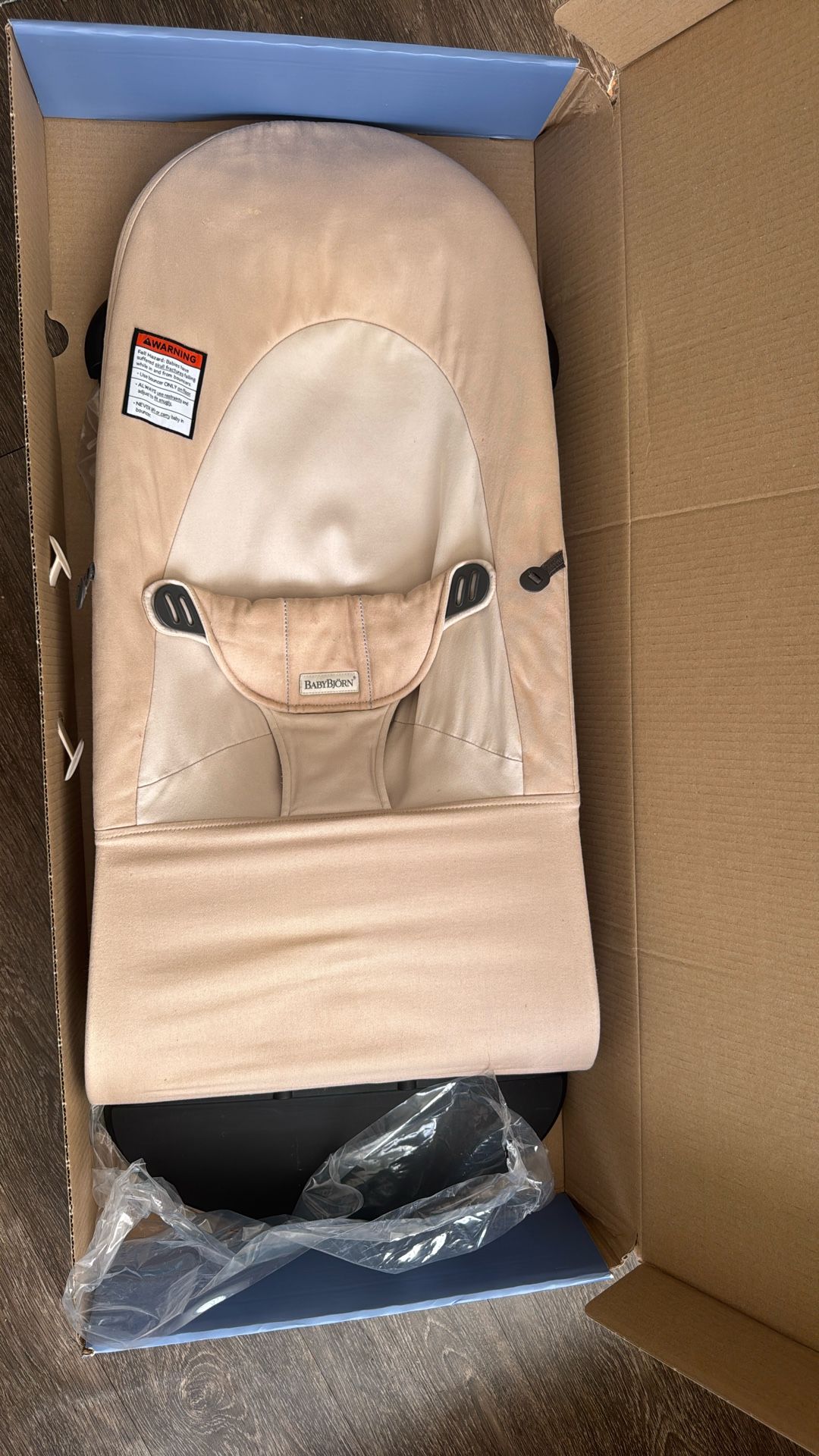 Baby bjorn bouncer