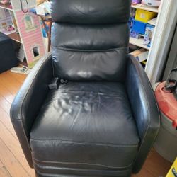 Like Free Leather Single Chair Sofa Reclines