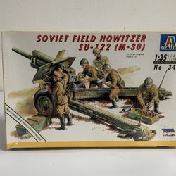 Italeri ~ Soviet Field Howitzer SU-122 (M-30) ~ 1:35 Scale Kit 349 ~ SEALED