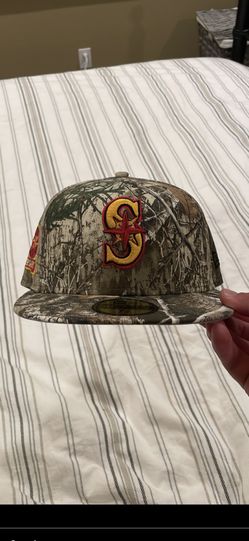 RealTree Seattle Mariners 7 1/4 Brooklyn caps