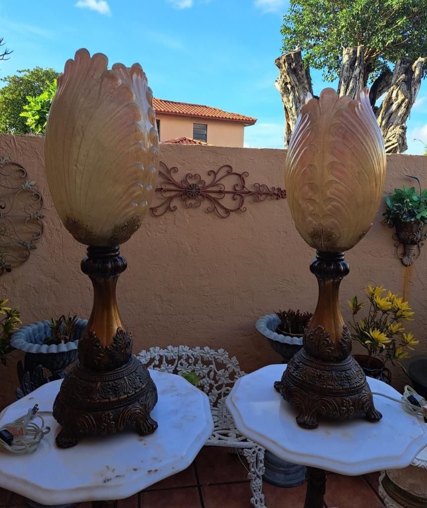El Dorado Furniture Lamps Pair Value 500 for Sale in Miami, FL OfferUp