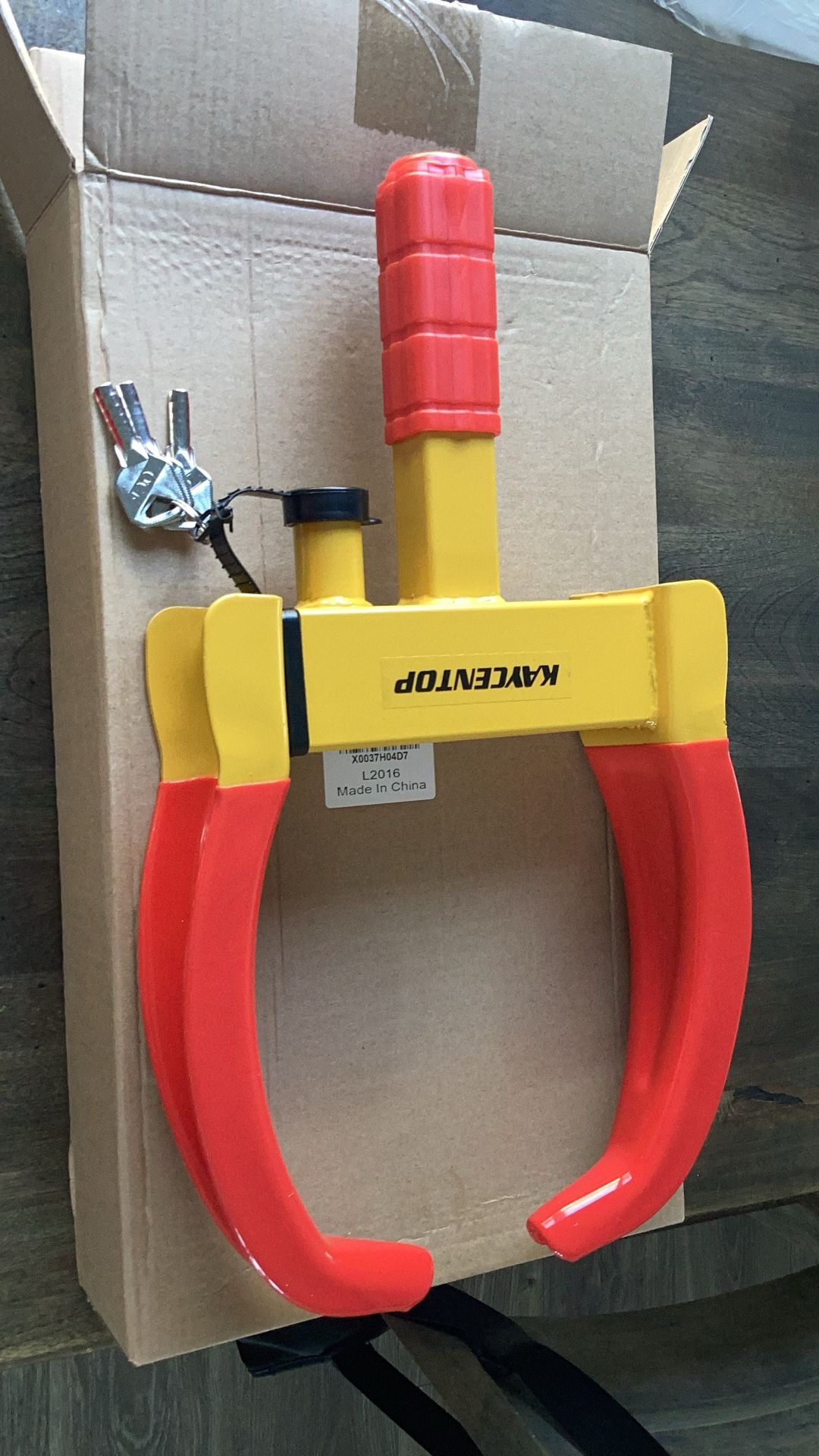 Anti-Theft Wheel Clamp