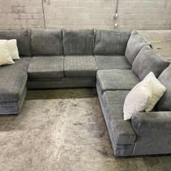 Gray Sectional Couch Sofa With Chaise U-Shaped *Delivery!!*
