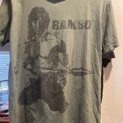 Vintage Rambo First Blood 1985 Movie Tshirt. Golden Size Medium