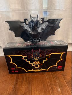 Urban Aztec Batman Statue all black variant