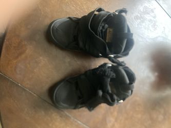 Lanvins All Black Size 6 Men 