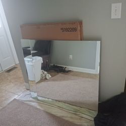 2 Mirrors 30×35