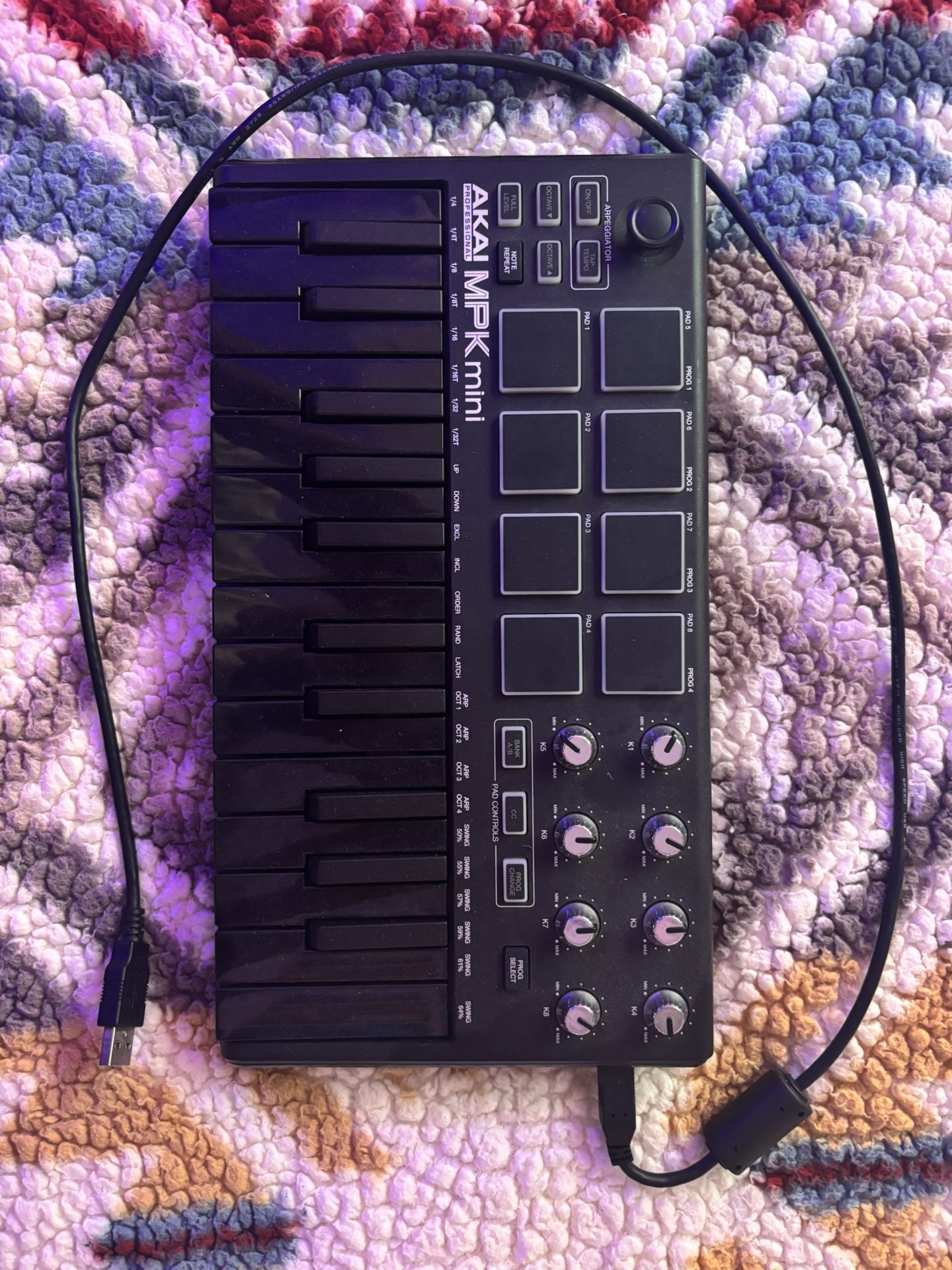 Akai MPK mini Professional Midi Keyboard & Drumpads