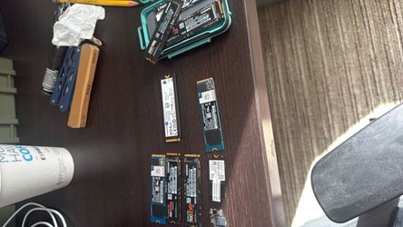 Lot of M.2 NVMe SSDs Samsung SanDisk Kingston