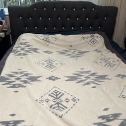 Bed Frame - Queen - Used