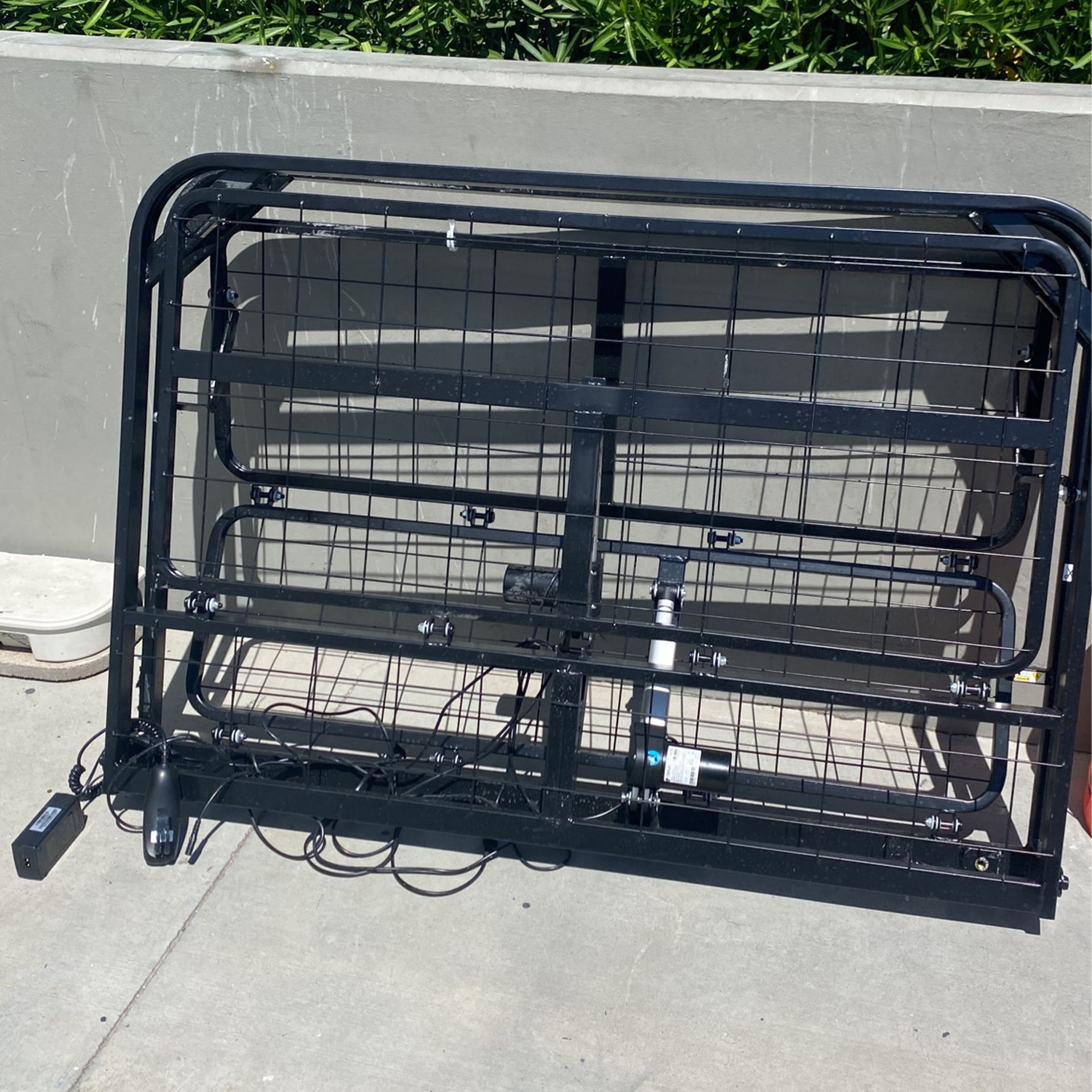 Full Size Adjustable Base