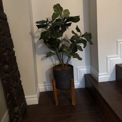 Faux Fiddle Leaf Fig Plant with Black Pot & Wood Stand