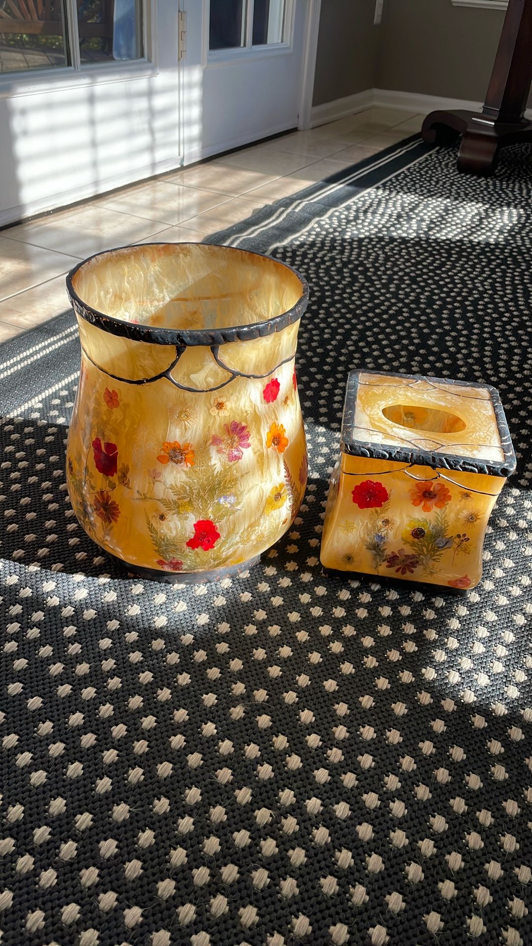 Bathroom Wastebasket And Tissue Holder