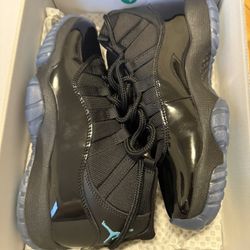 Size 8.5 Gammas Never Worn 