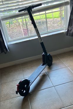 GoTracks scooter