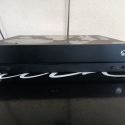 Black Xbox One X