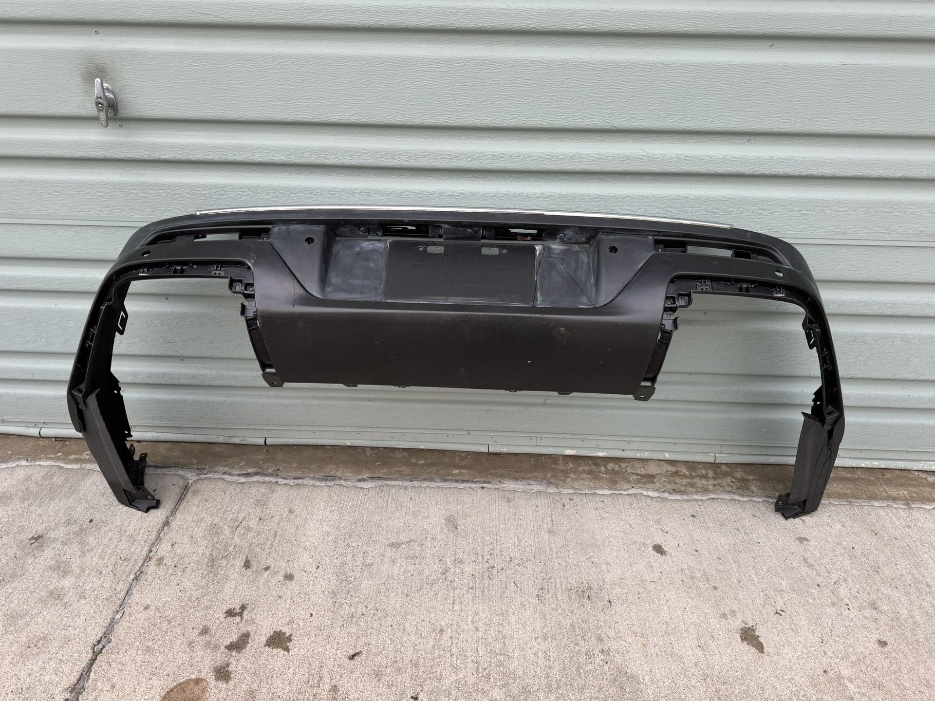 2022 2023 INFINITI QX60 LUXE REAR BUMPER COVER