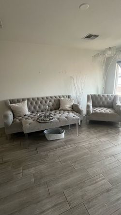 Z gallerie living room set